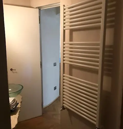Domus '400 ゲストハウス